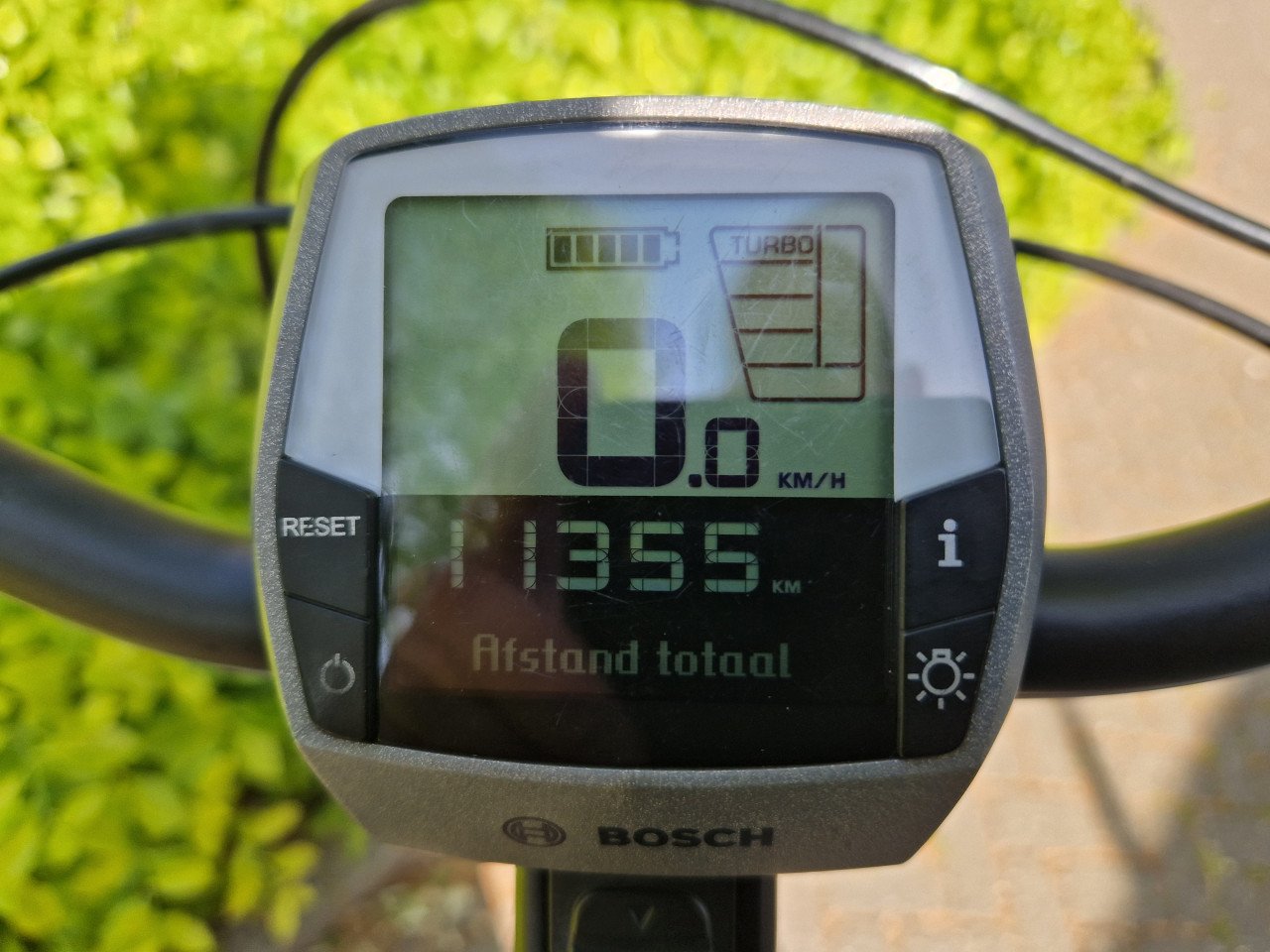 Keurig nette Batavus elektrische heren fiets met Bosch middenmotor