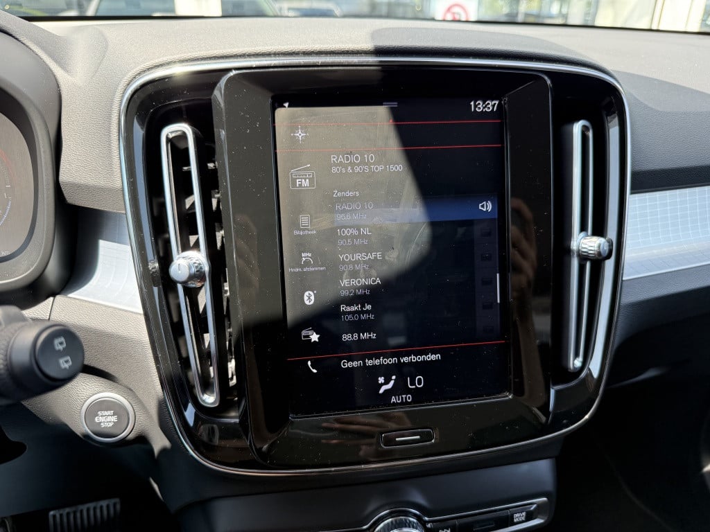 Volvo XC40 1.5 t5 te moment pro