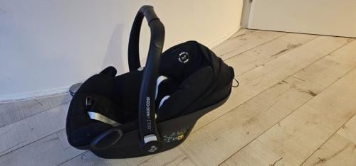 Joolz maxi cosi met verkleiner.