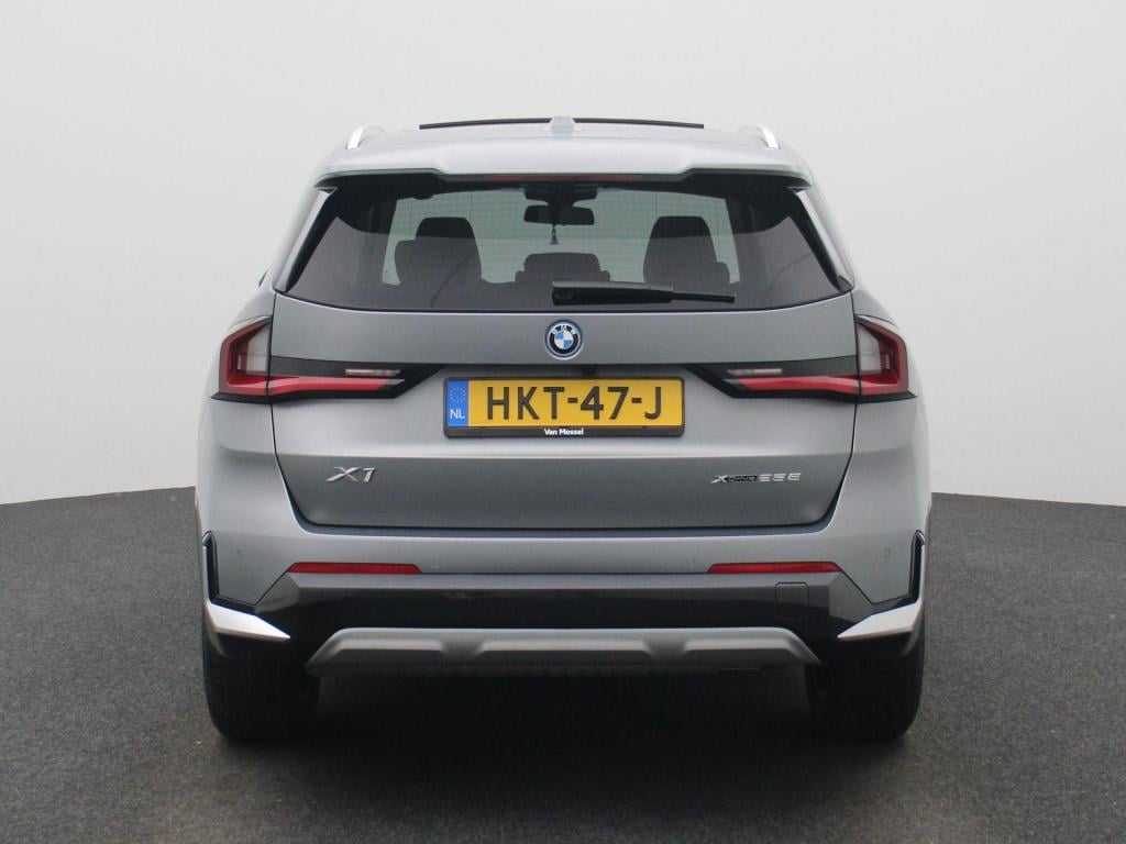BMW X1 xdrive25e | automaat | leder | panorama dak | stoel verwarming | vir