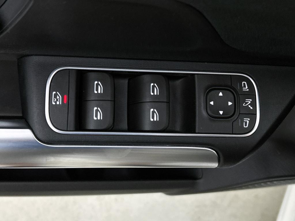 Mercedes-Benz B-Klasse 180 business solution amg | stoelverwarming | amg li