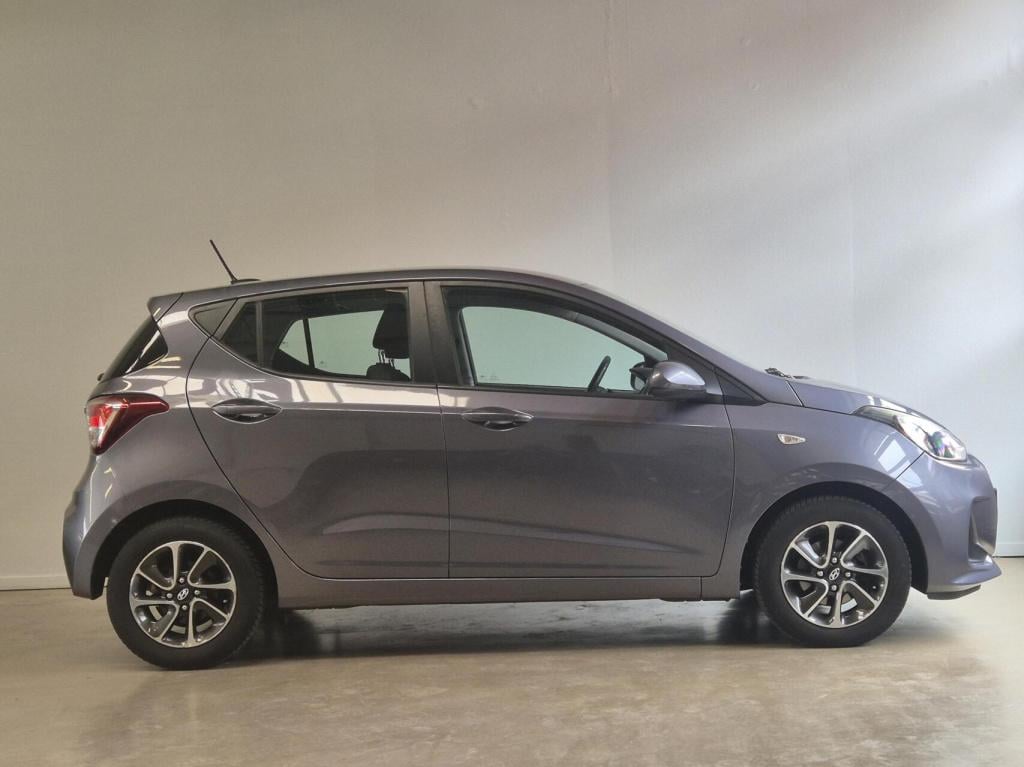 Hyundai I 10 1.0i comfort / stuur-stoel verwarming / 1e eigenaar / nieuwe k