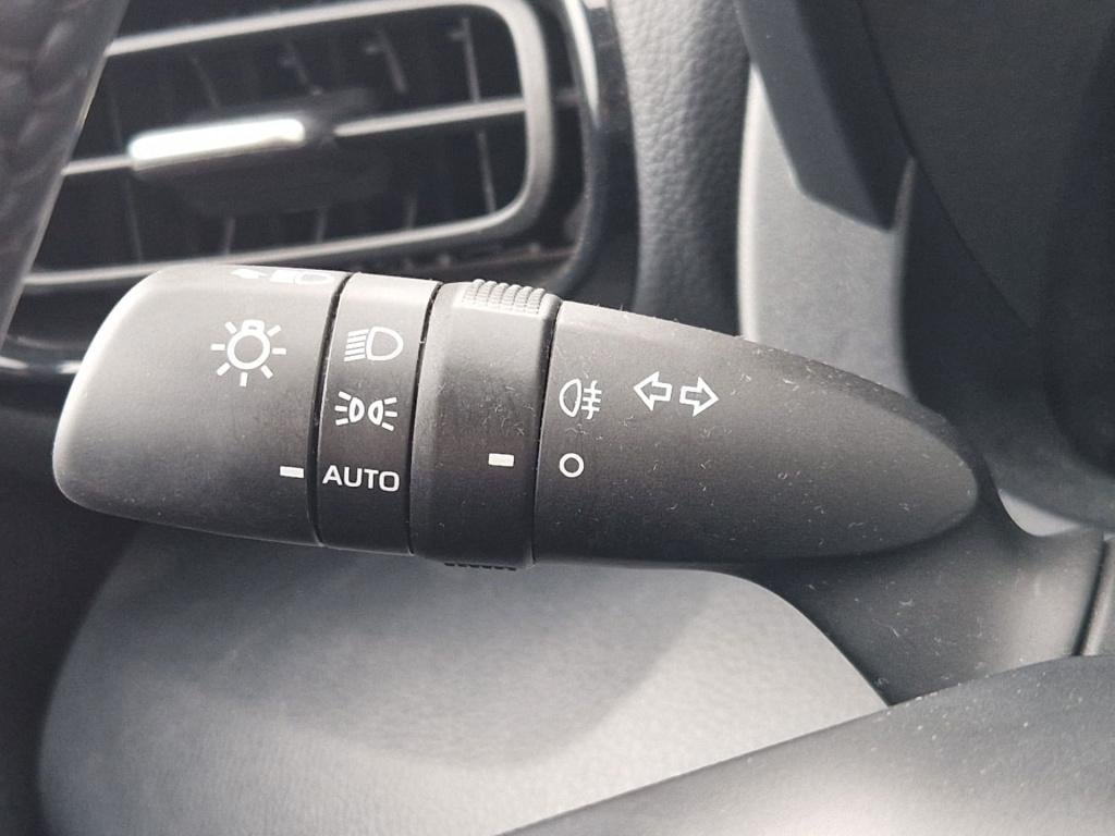 Toyota Yaris 1.5 hybrid active | 1e eigenaar | automaat | navigatie | camer