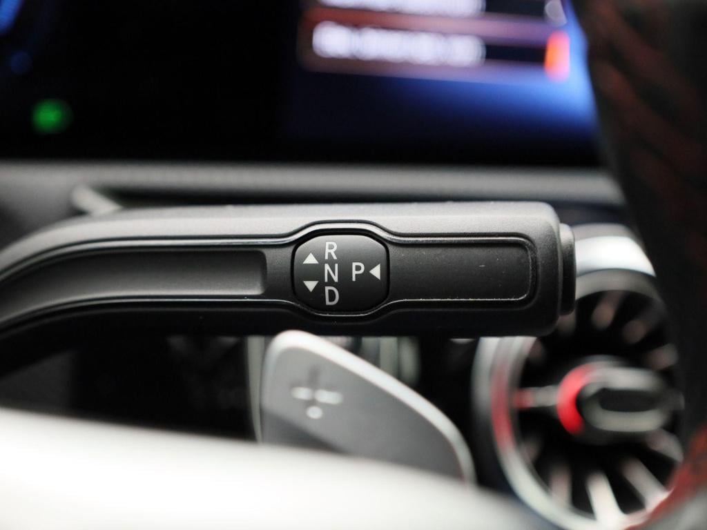 Mercedes-Benz A-Klasse 250 e business line | amg-styling | automaat | panor