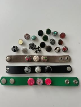 Leren armbandjes met chunks