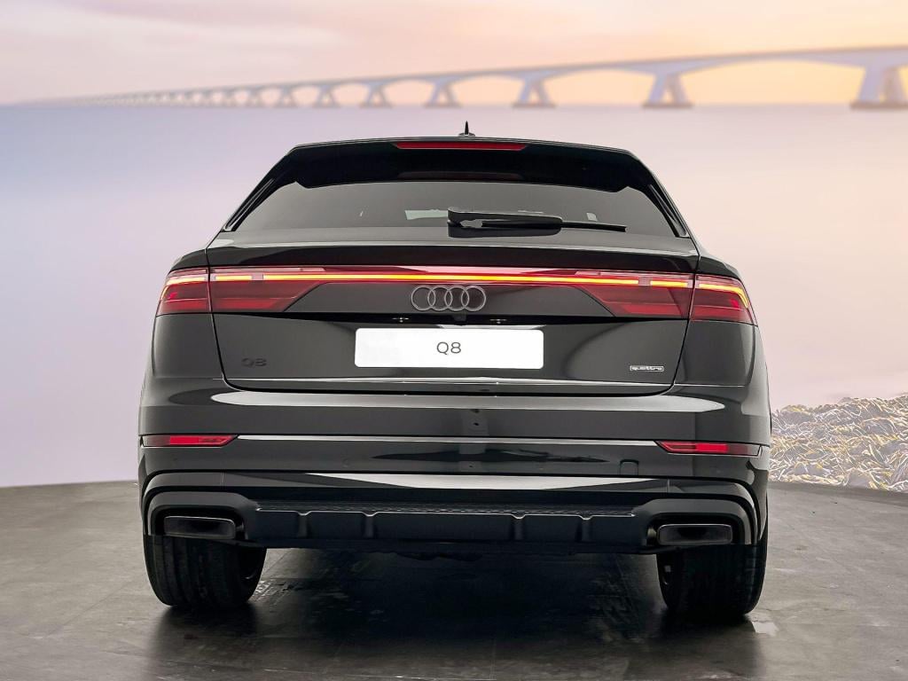 Audi Q8 55 tfsi e quattro pro line s