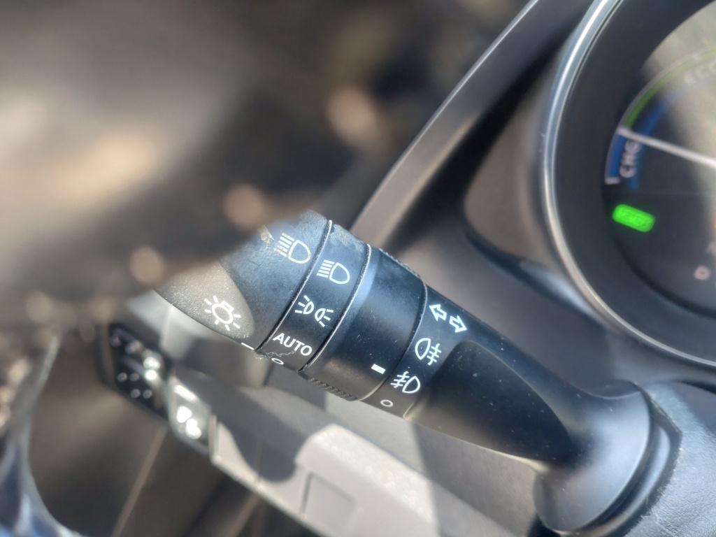 Toyota Auris touring sports 1.8 hybrid | automaat