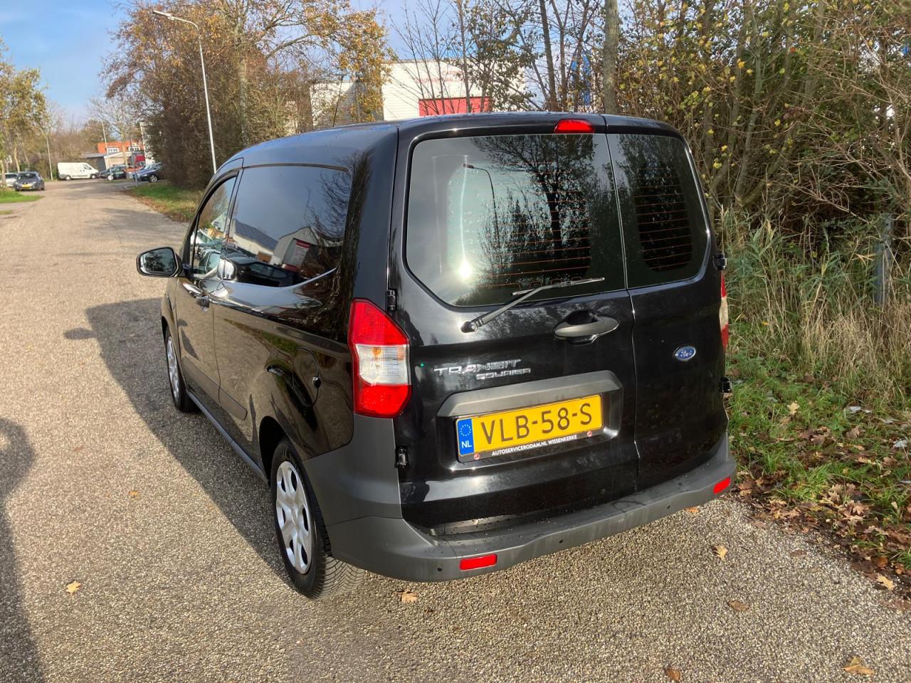 Ford Tansit Courier 1.5TDCI