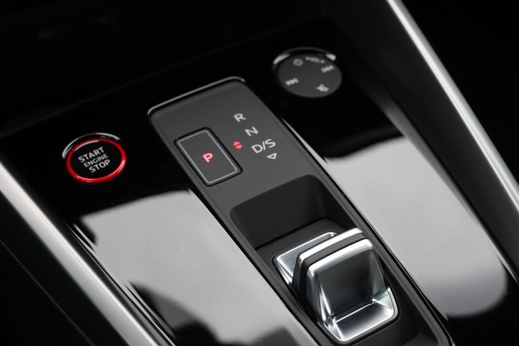 Audi S3 sportback 2.0 tfsi 310pk s tronic quattro edition one | pano | acc 