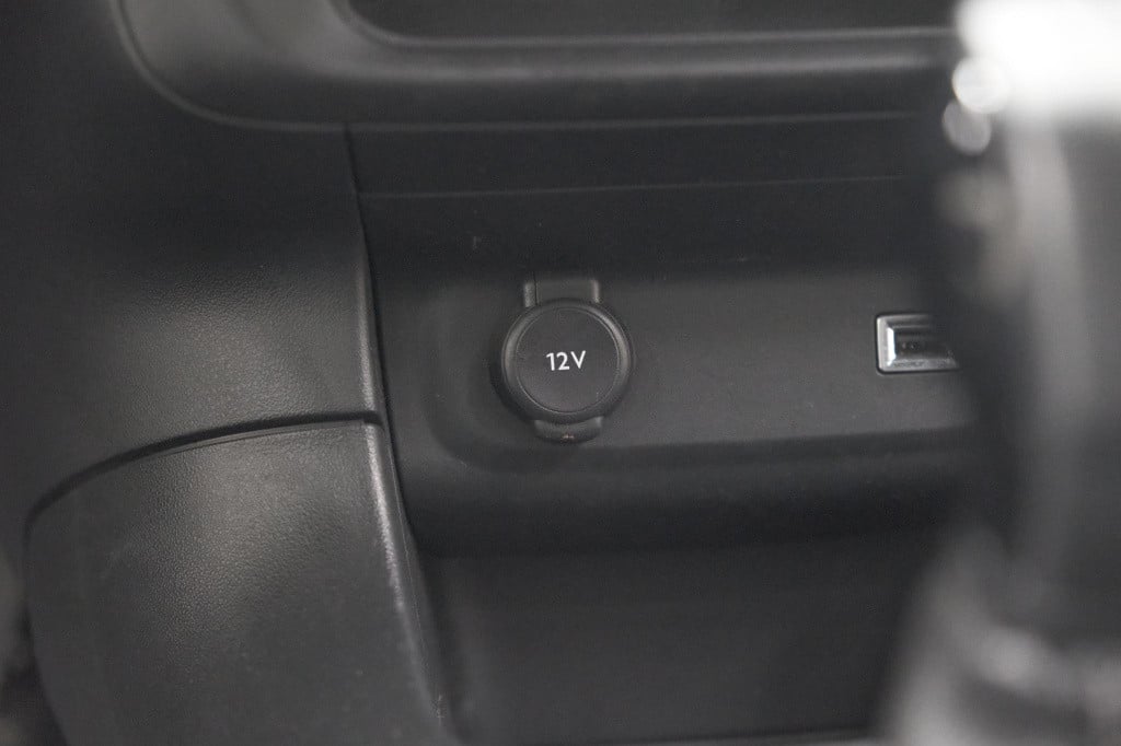 Citroen C3 puretech 82 business | parkeersensoren | apple carplay | climate
