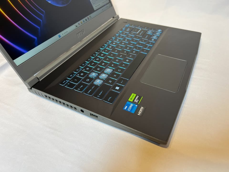 Vlotte Gaming Laptop MSI| i5-12450H |RTX 3050| SSD | 16GB