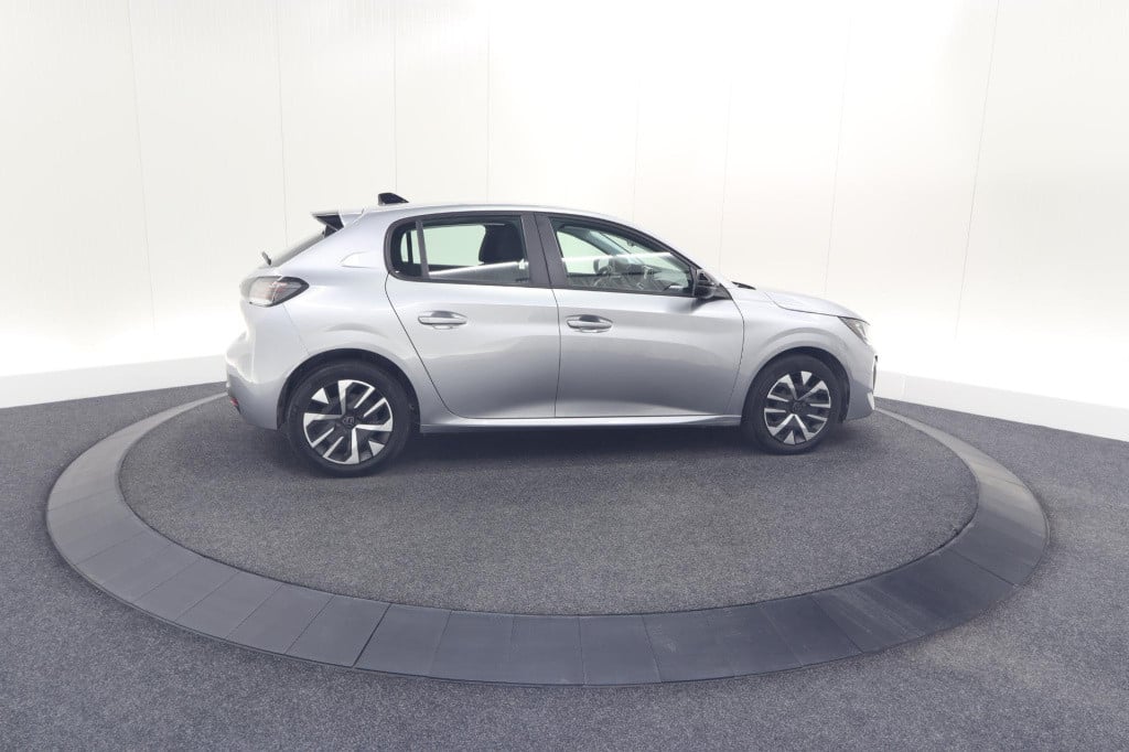 Peugeot 208 puretech 100 active | parkeersensoren | navigatie | apple carpl