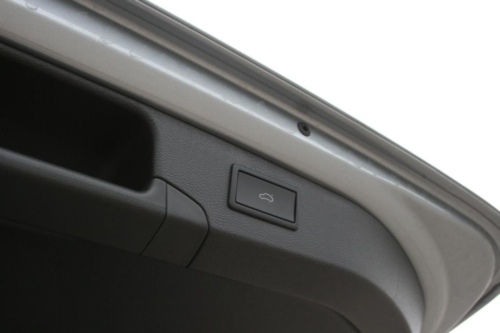 Skoda Superb combi 1.5 tsi mhev first edition