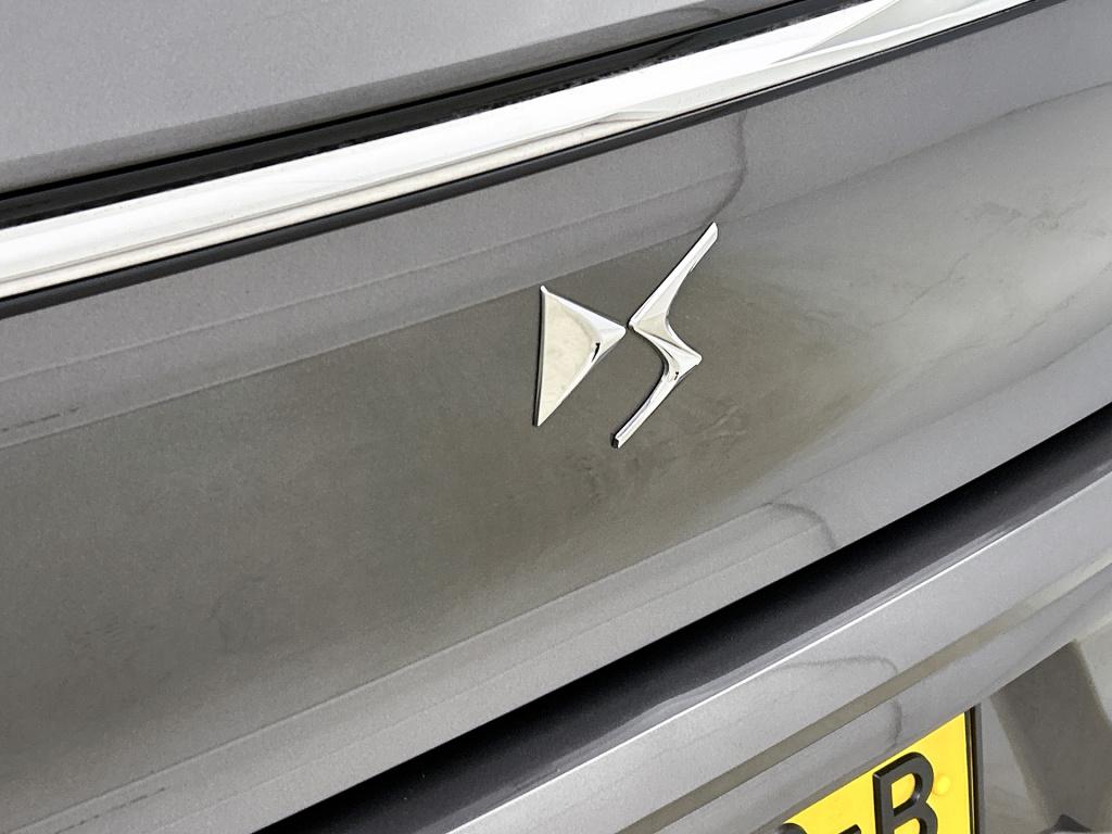 Ds Ds 4 130pk automaat etoile | 180 camera | elektrische stoelverstelling |