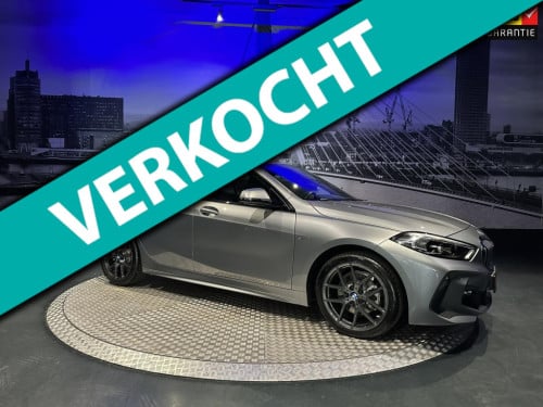 BMW 1 Serie 118i executive m-pakket *premiumpack*camera*18 inch*