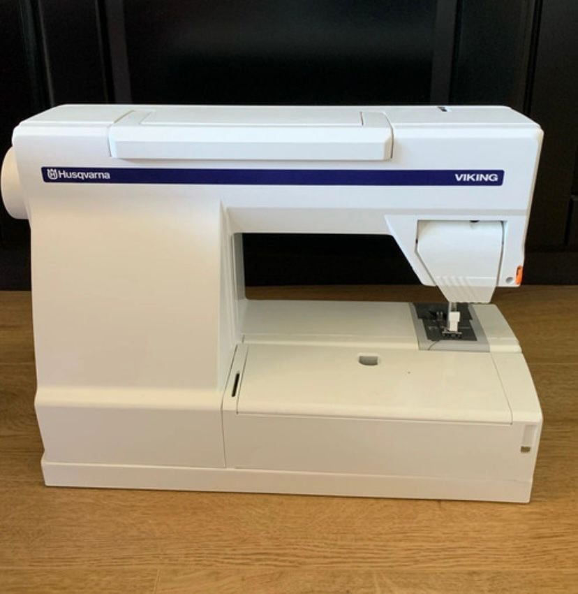 Naaimachine Husqvarna Viking Freesia 415, 425