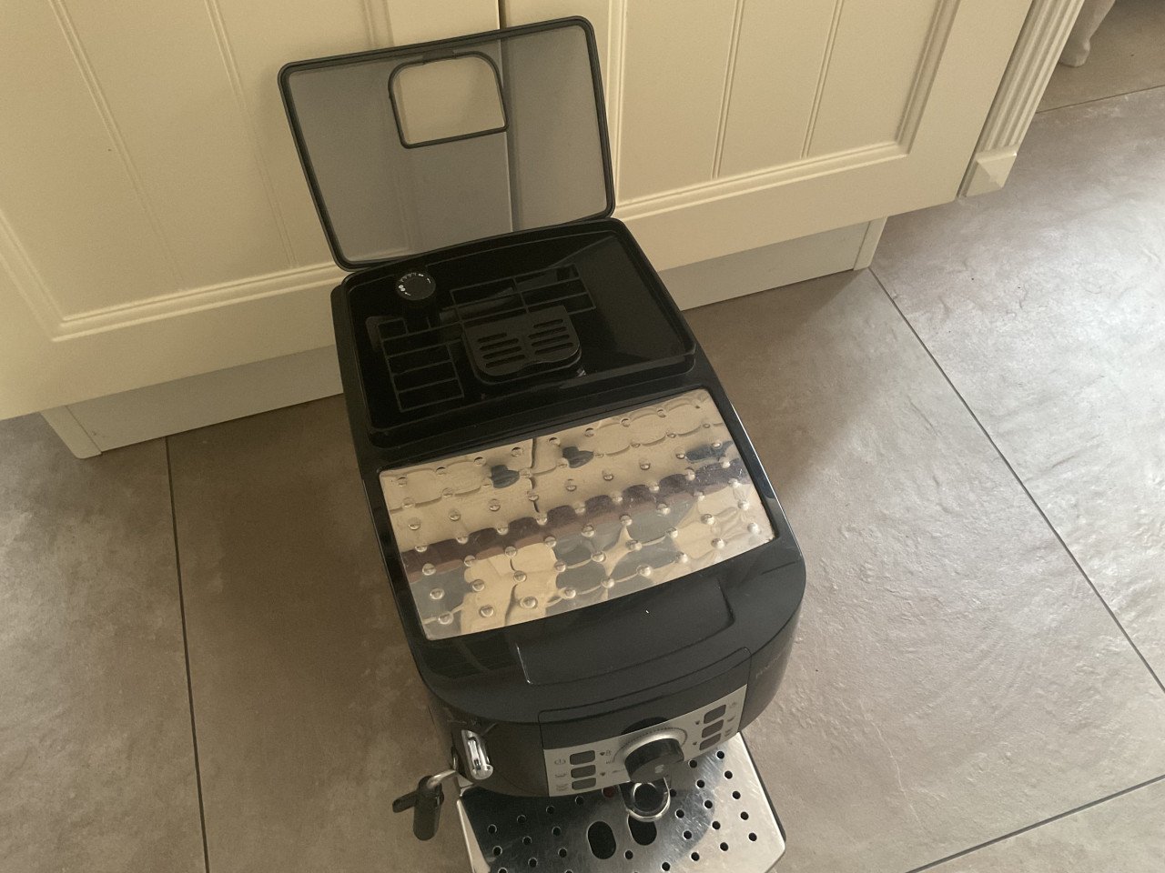 Te Koop: Koffie Volautomatische espressomachine !!!