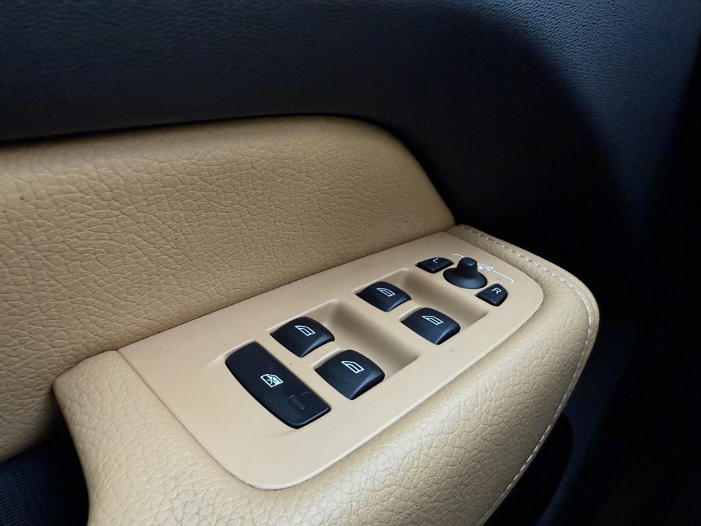 Volvo XC60 2.0 t4 momentum // 18.000km! //