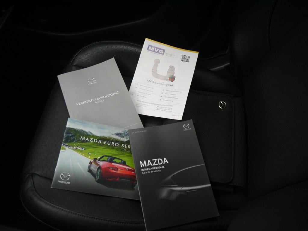 Mazda 3 2.0 e-skyactiv-g m hybrid 122 luxury|rijklaar|trekhaak