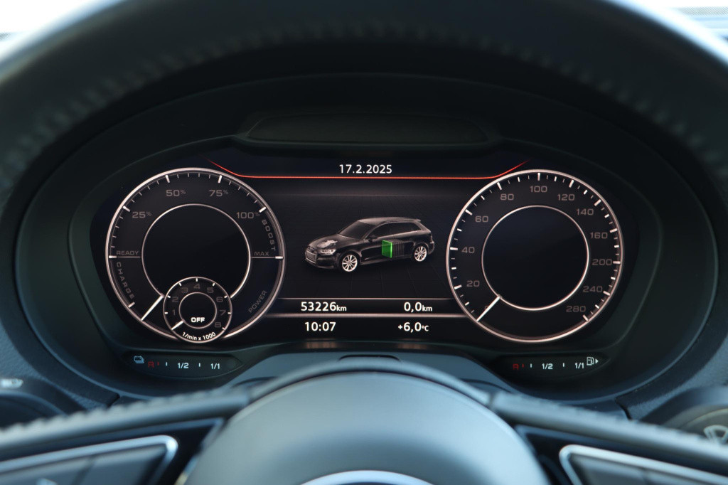 Audi A3 sportback 40 tfsi e-tron sport 204pk s-tronic
