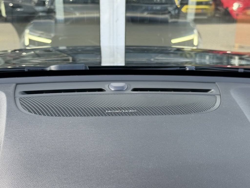 Volvo XC40 t4 211pk recharge plus bright| panodak| camera| h&k sound| elek.