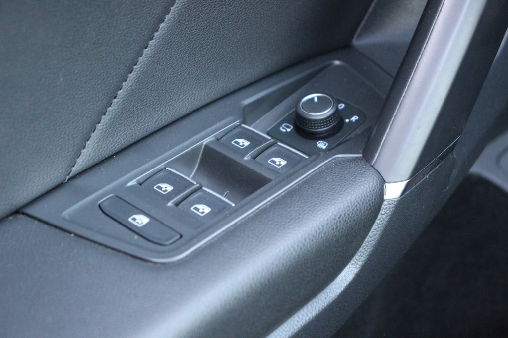 Volkswagen Tiguan Allspace 1.5 tsi highline r-line | pano | leder | 360 cam