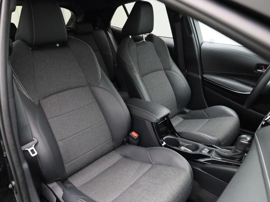 Toyota Corolla 1.8 hybrid business plus | automaat | stoel verwarming | par
