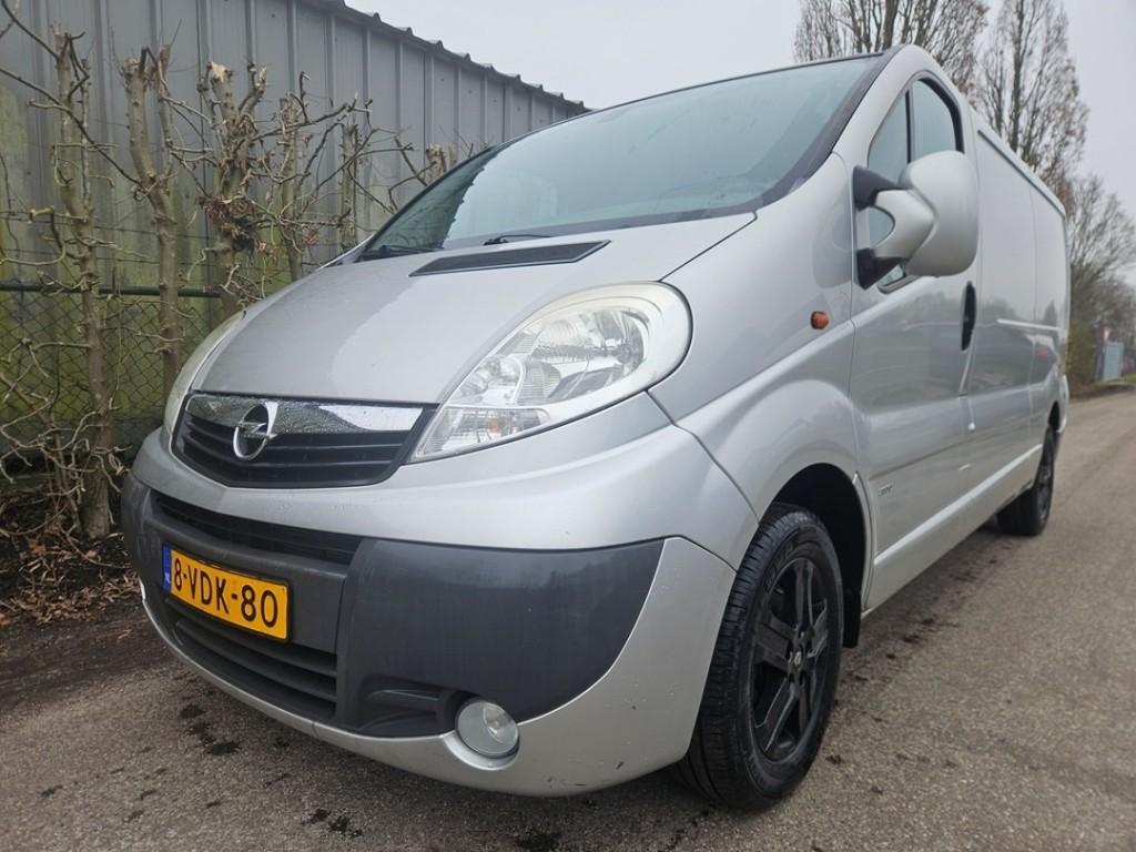 Opel Vivaro 2.5 cdti 145 pk l2h1 tecshift