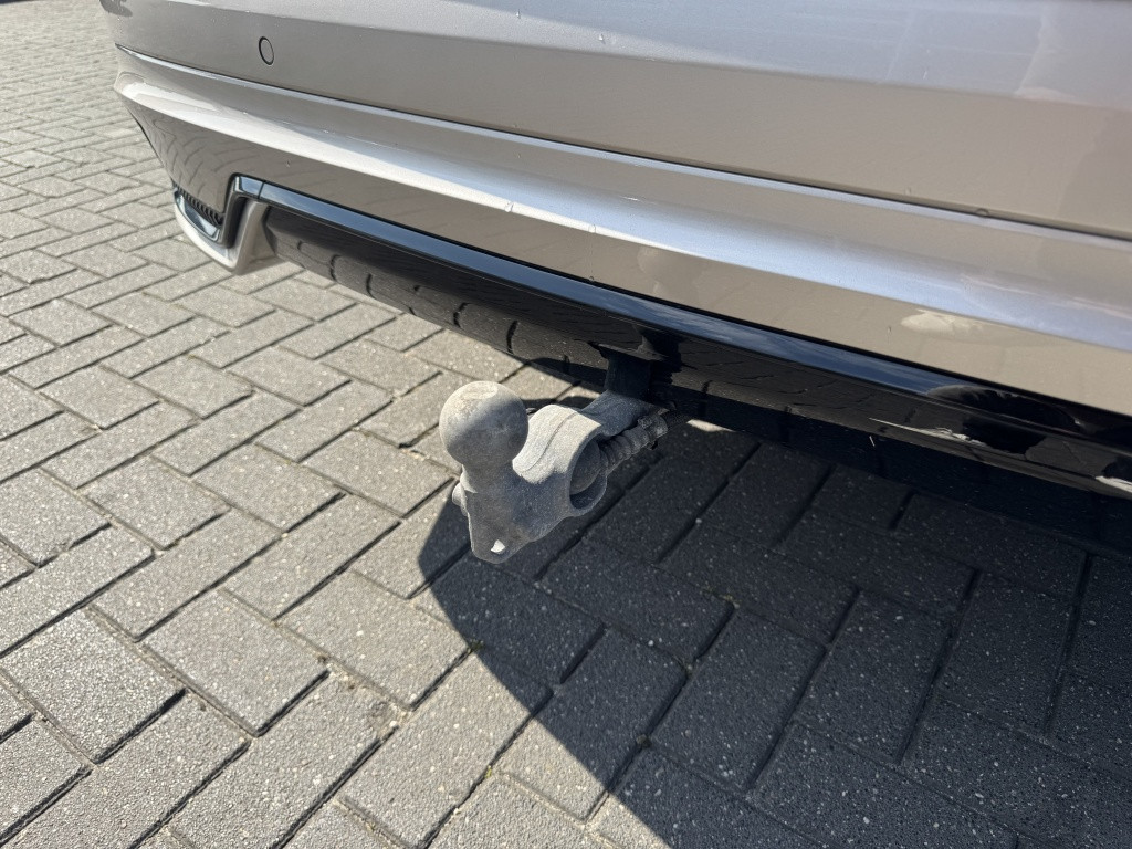 Volvo XC60 t6 398pk recharge plus dark| panodak| adap.cruise| trekhaak| 360
