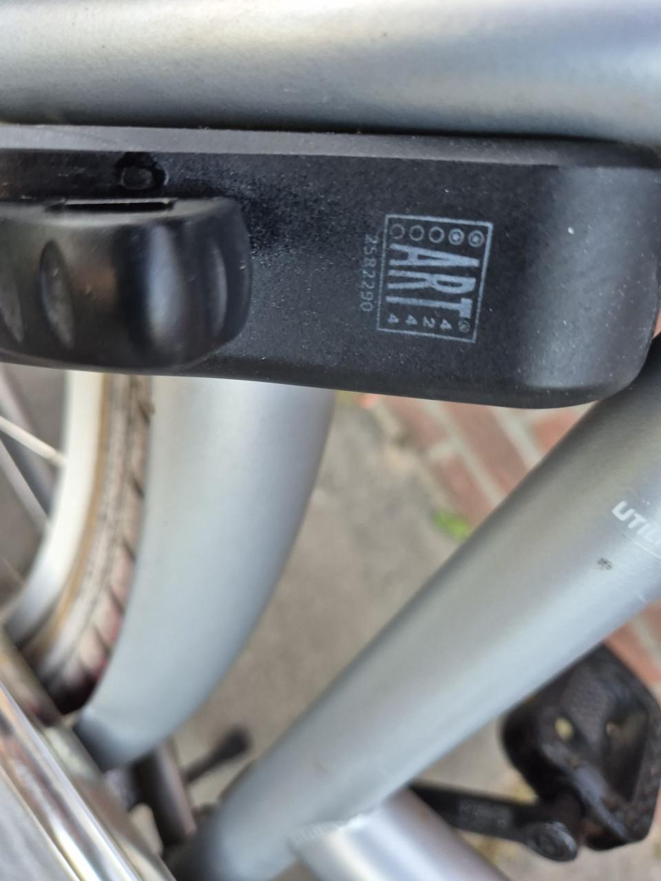 Meisjesfiets Cortina met krat