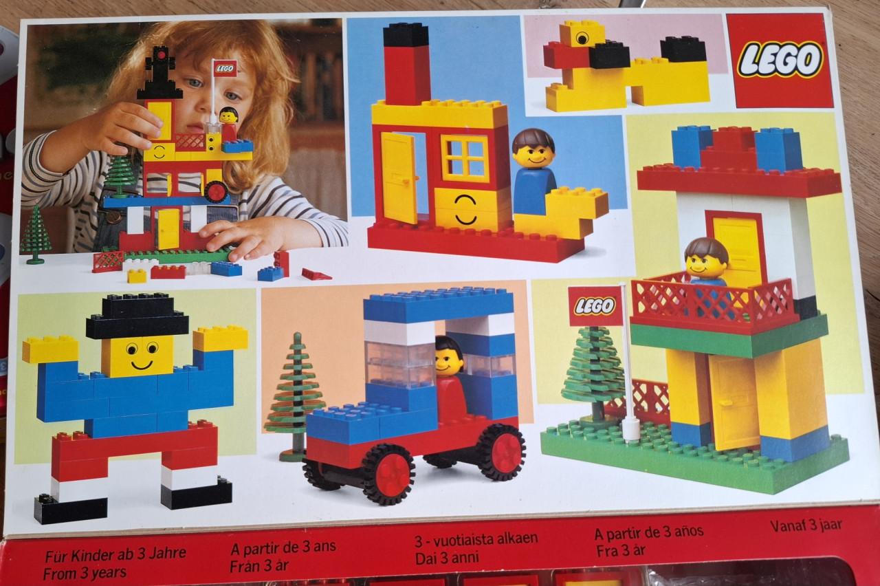 Basic LEGO Set 355, (1981) ‘Grote Aanvangsdoos’
