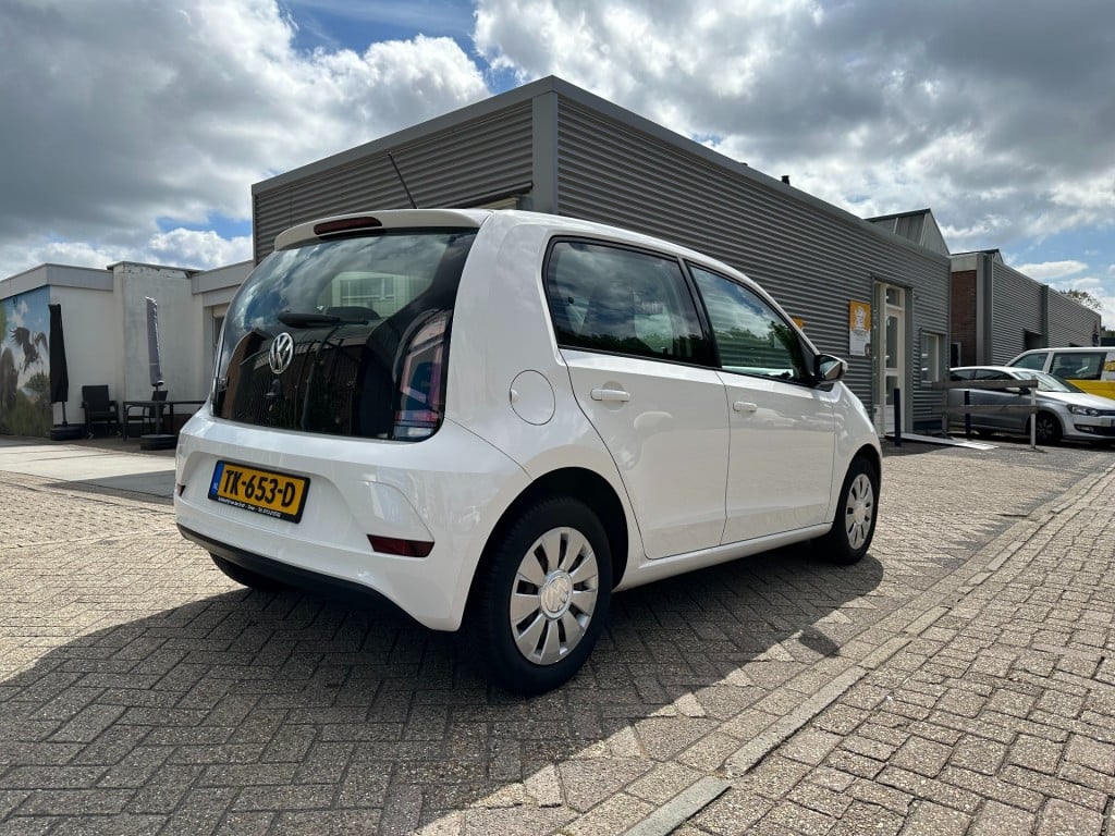 Volkswagen UP! up 1.0 bmt move cruise control airco dab+