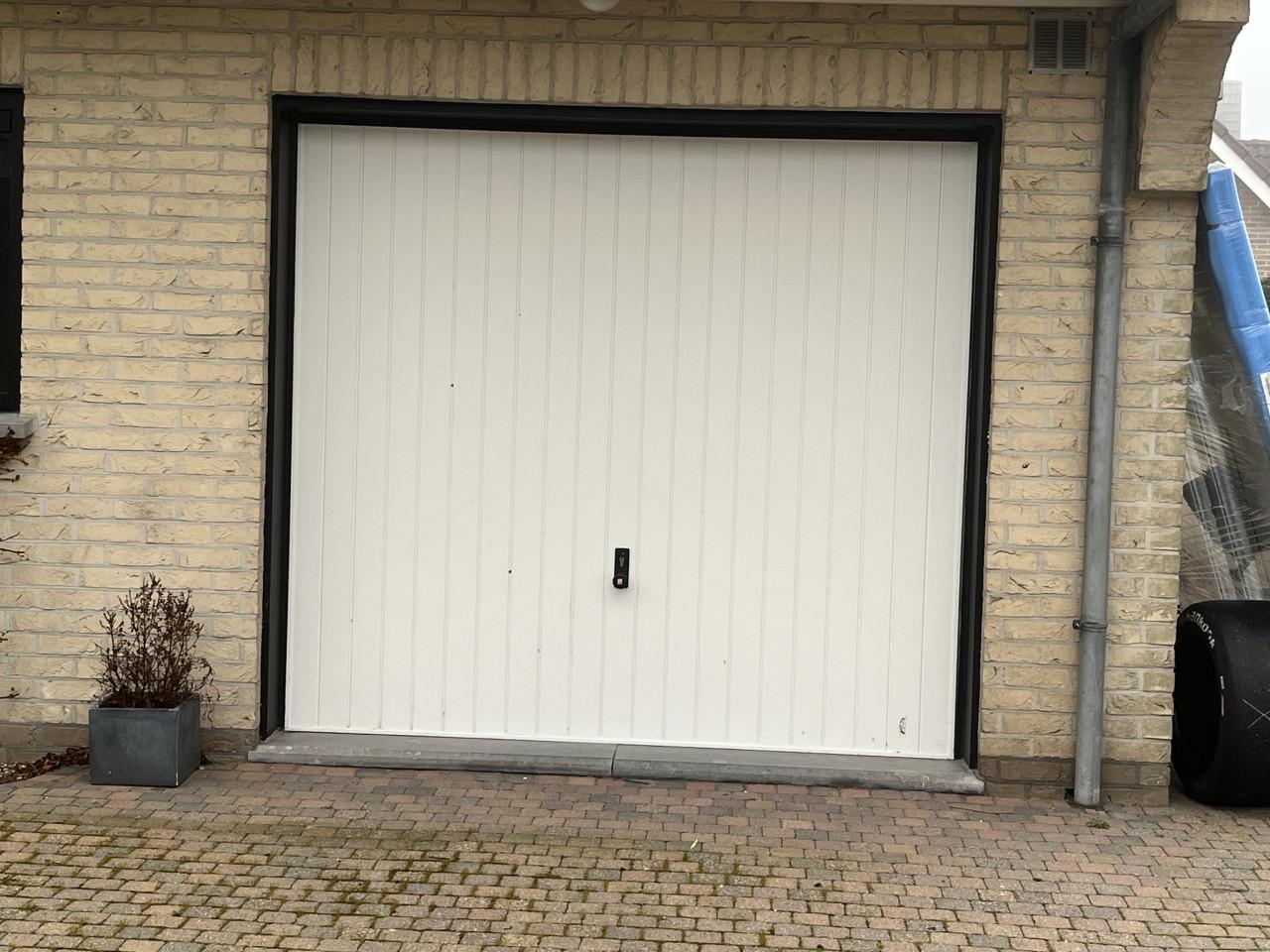Horman garagedeur Gereserveerd tot 15-maart