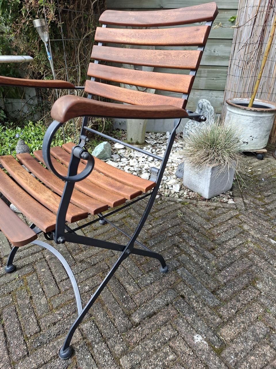 Set tuinstoelen z.g.a.n.