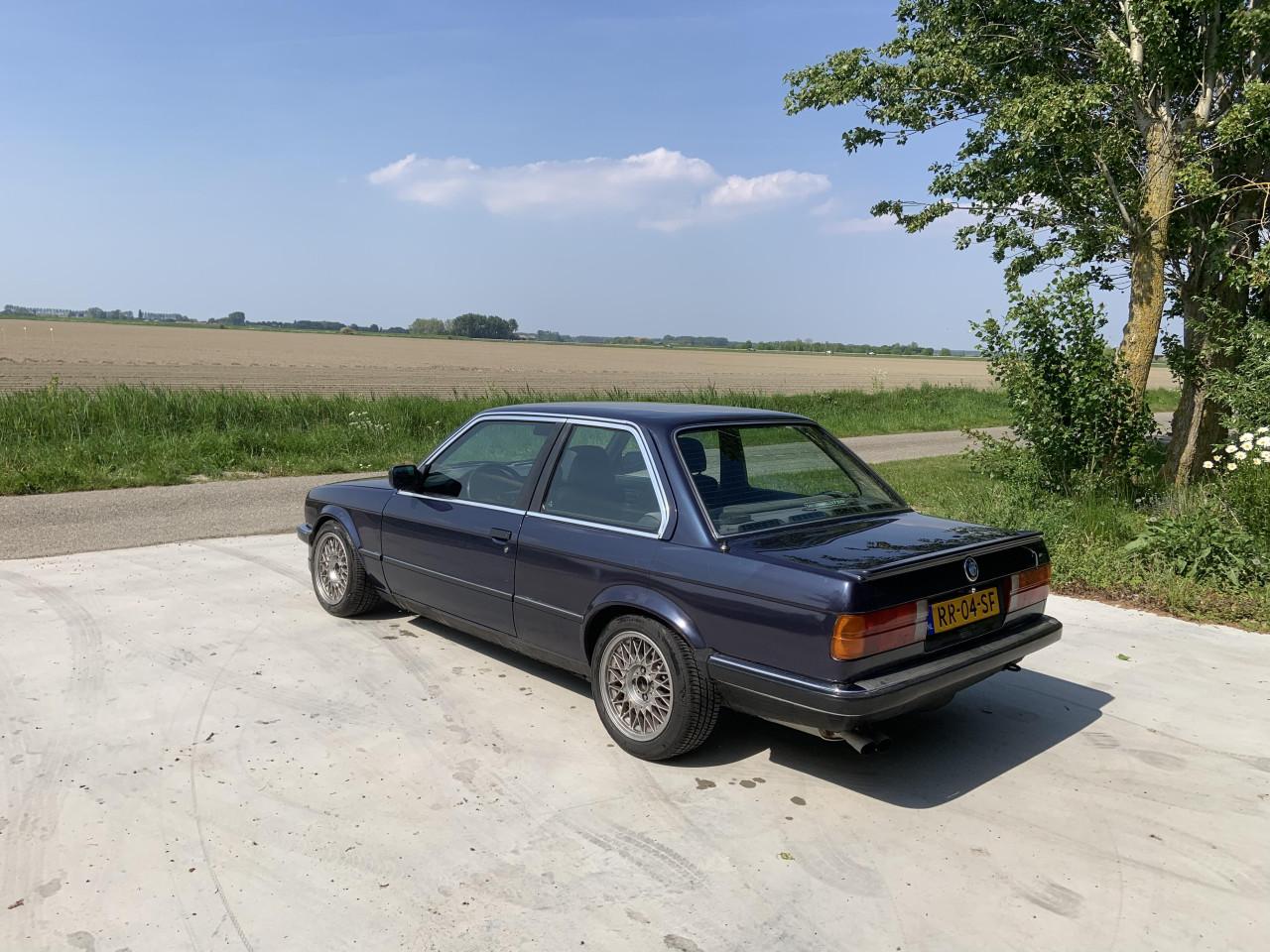 BMW 3-Serie E30 325i coupe 1987 Blauw APK - 02-2028