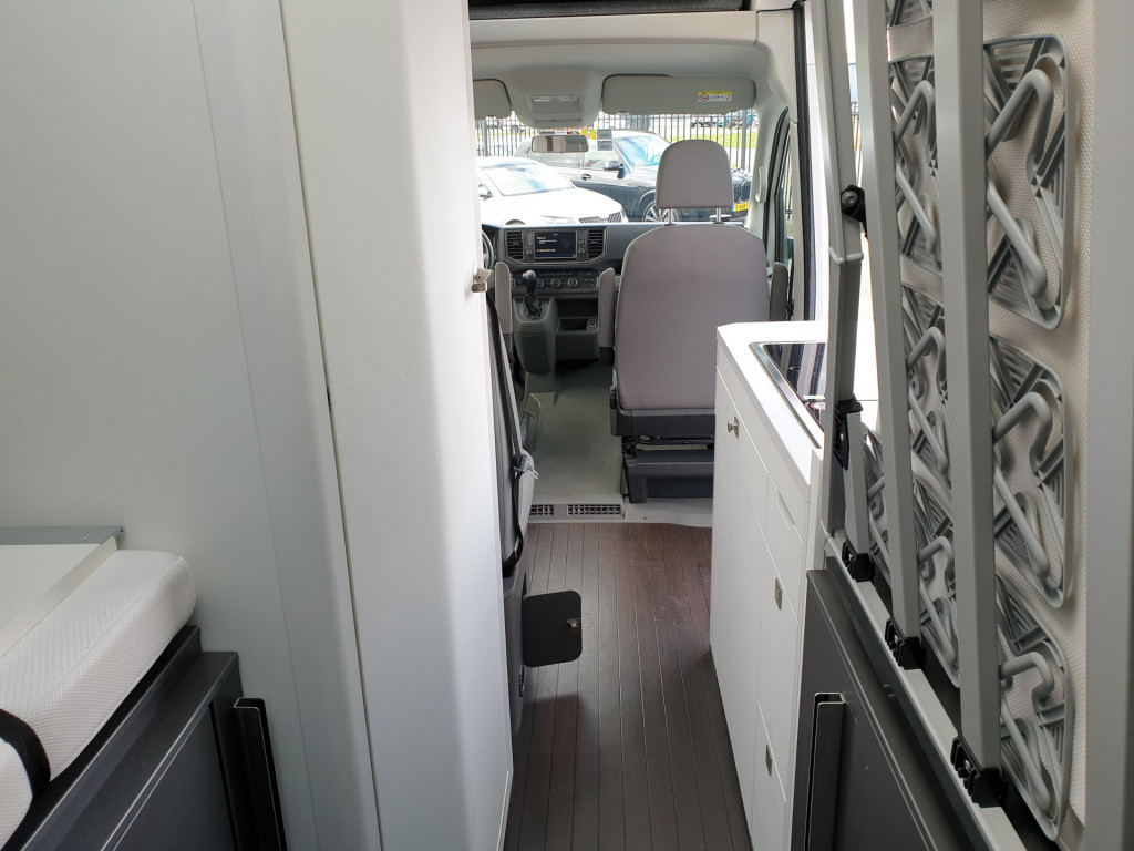 Volkswagen Transporter grand california 600 2.0 tdi 177pk automaat-8