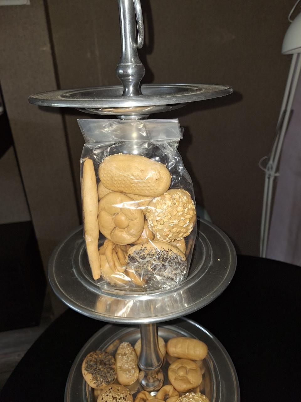 Decoratie " gebak", mini broodjes