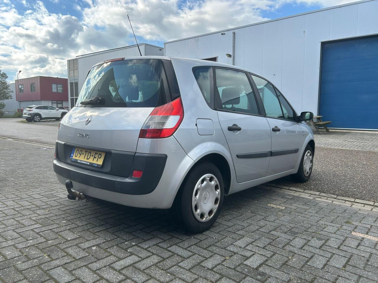 Renault Scénic 1.4-16V Authentique Comfort