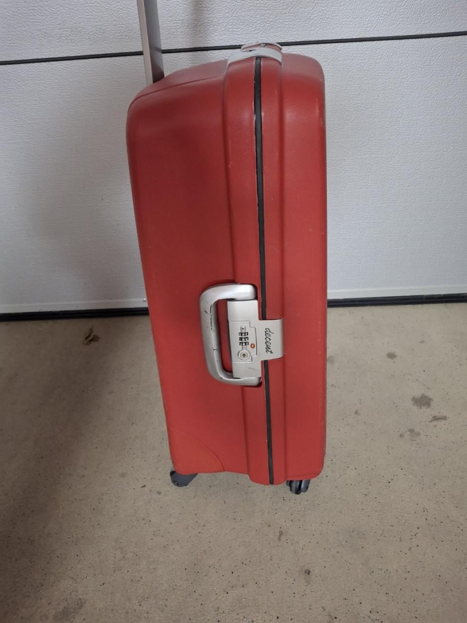 Te koop Reiskoffer 66 liter