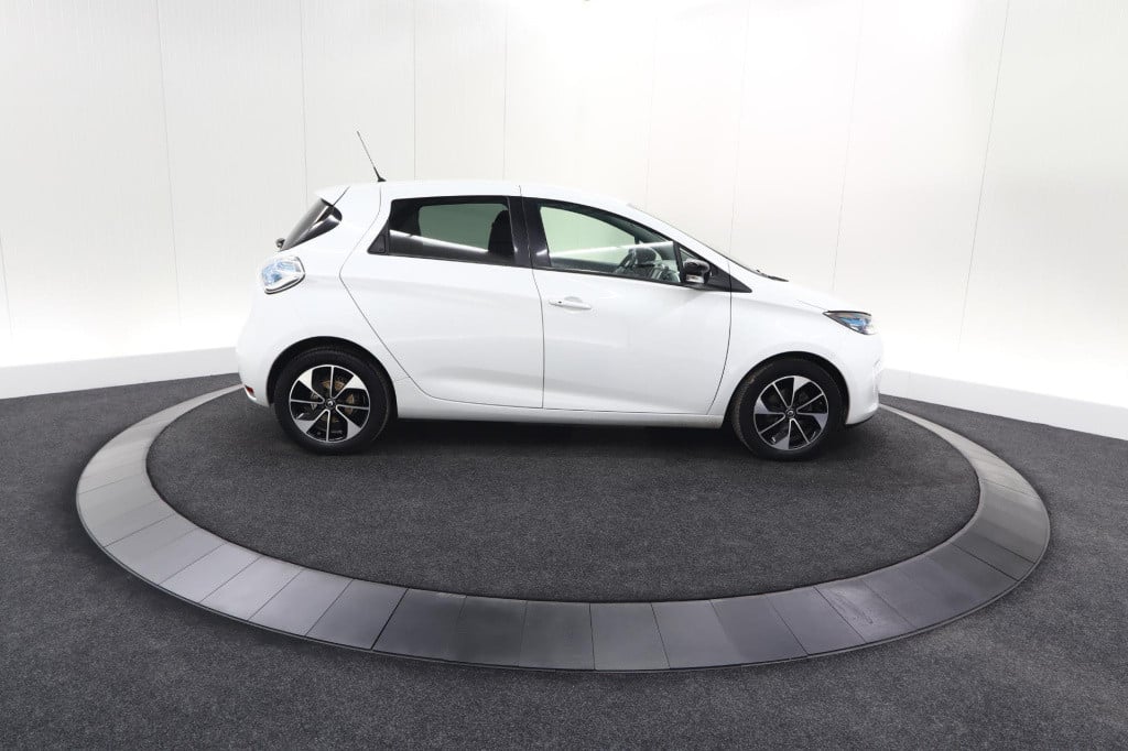 Renault Zoe q90 intens quickcharge 41 kwh | huuraccu | parkeersensoren | na