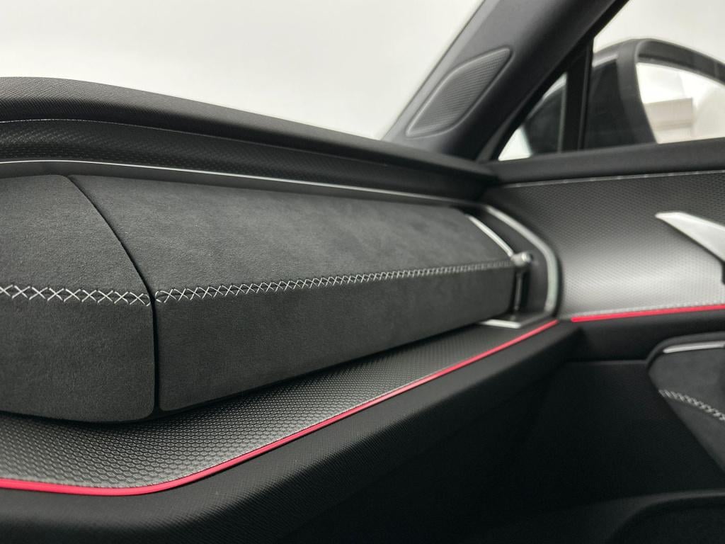 Skoda Kodiaq sportline business 1.5 tsi phev 150 kw / 204 pk su