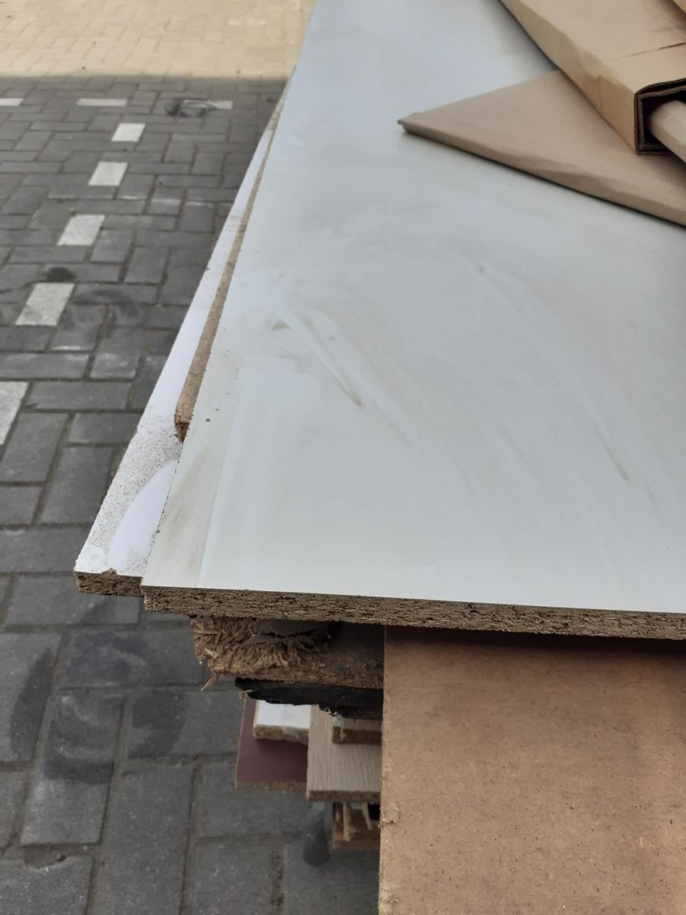 Grote dikke spaanplaat platen 5 euro ps = bijna gratis