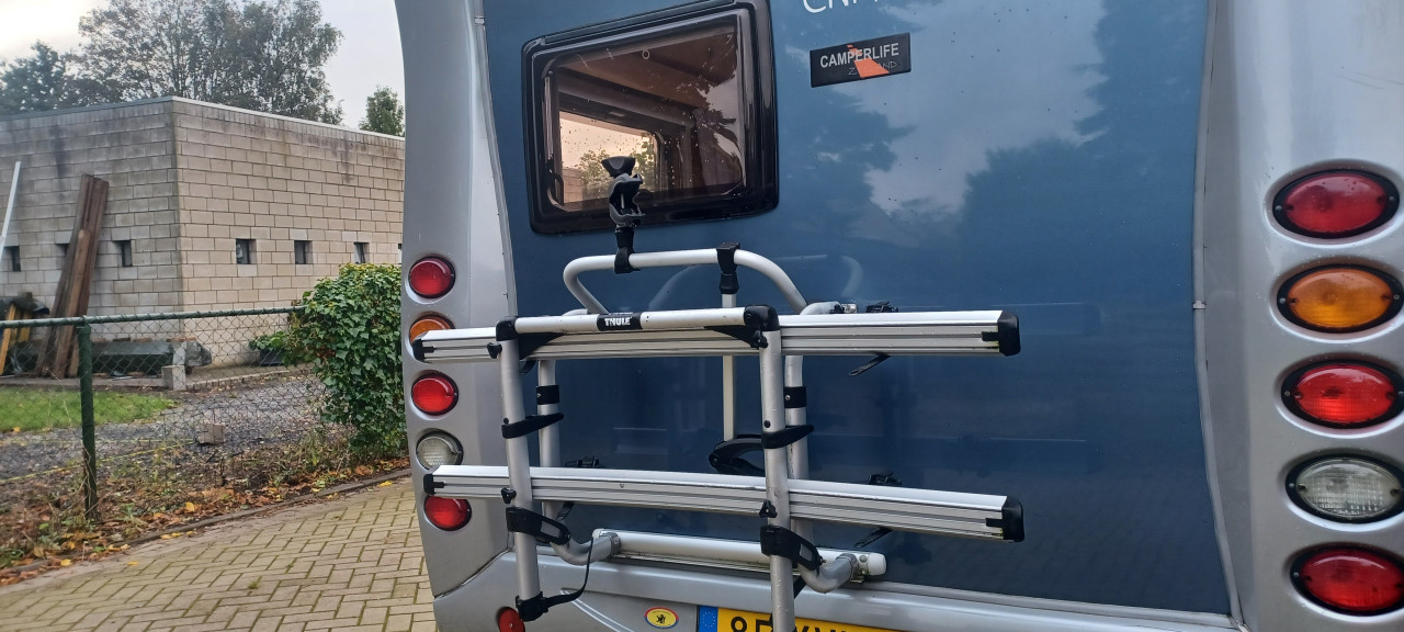 Fietsendrager camper voor 2 E-bikes.