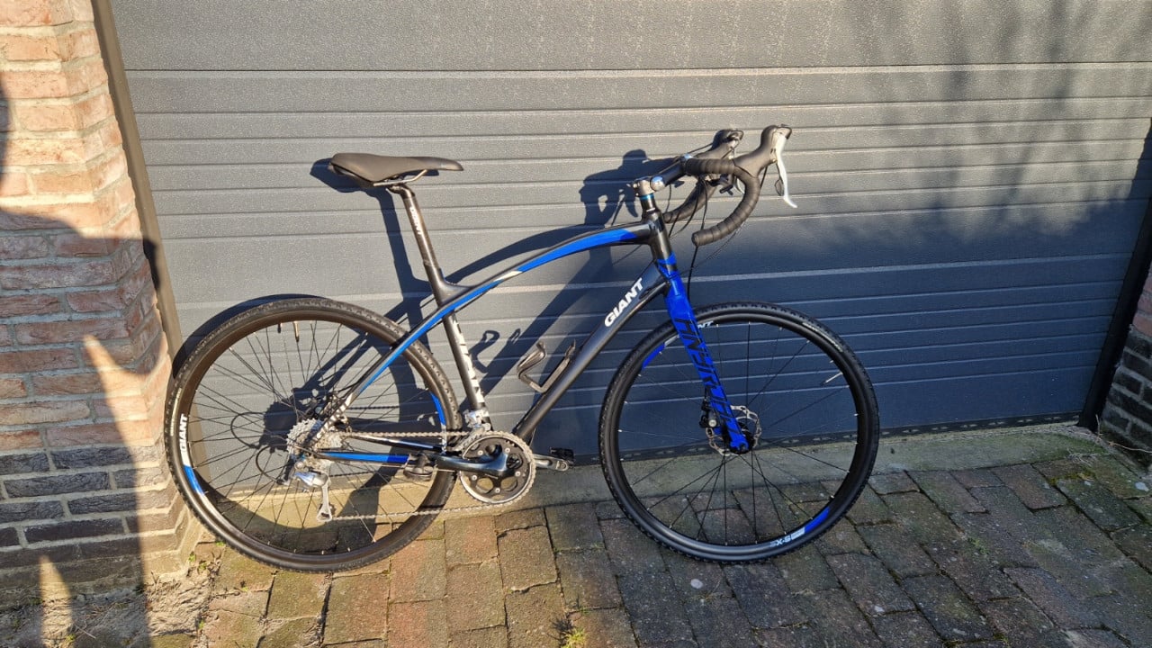 Te Koop: Giant Anyroad M/L