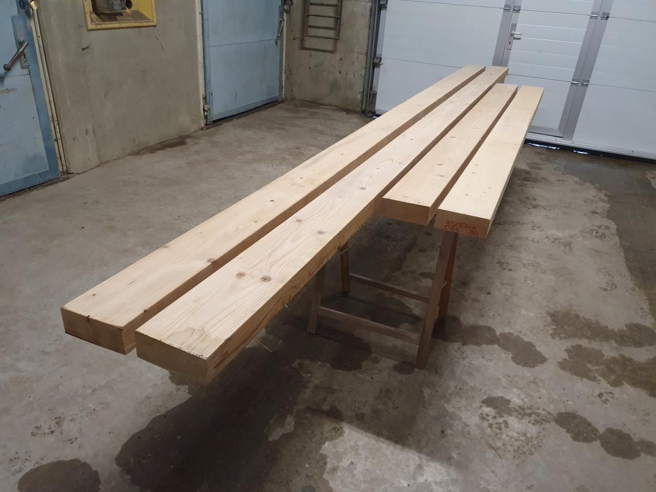 4 nieuwe dikke vurenhouten Gording balken totaal 16 Meter