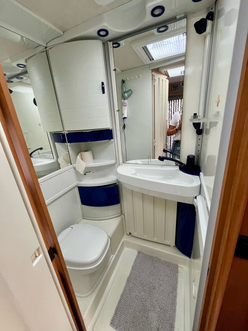 Hymer B544 camper