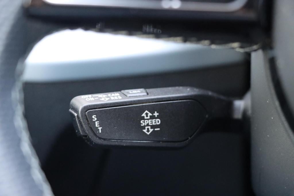 Audi Q2 35 tfsi s edition 150pk s-tronic