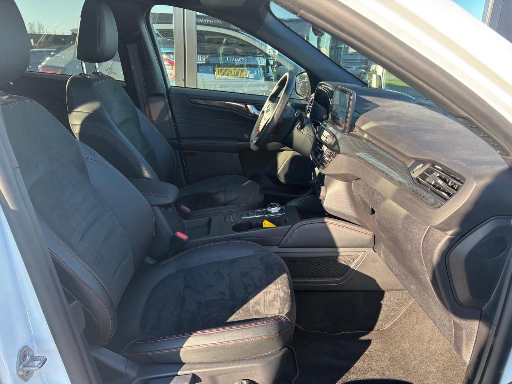 Ford Kuga 2.5 phev e-cvt 225pk st-line x , pano dak , adaptive cc , voorrui