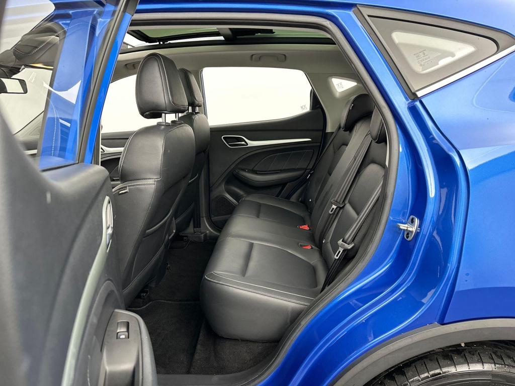 MG Zs Ev luxury 45 kwh | 94% soh | panoramadak | carplay | 18'' velgen | le