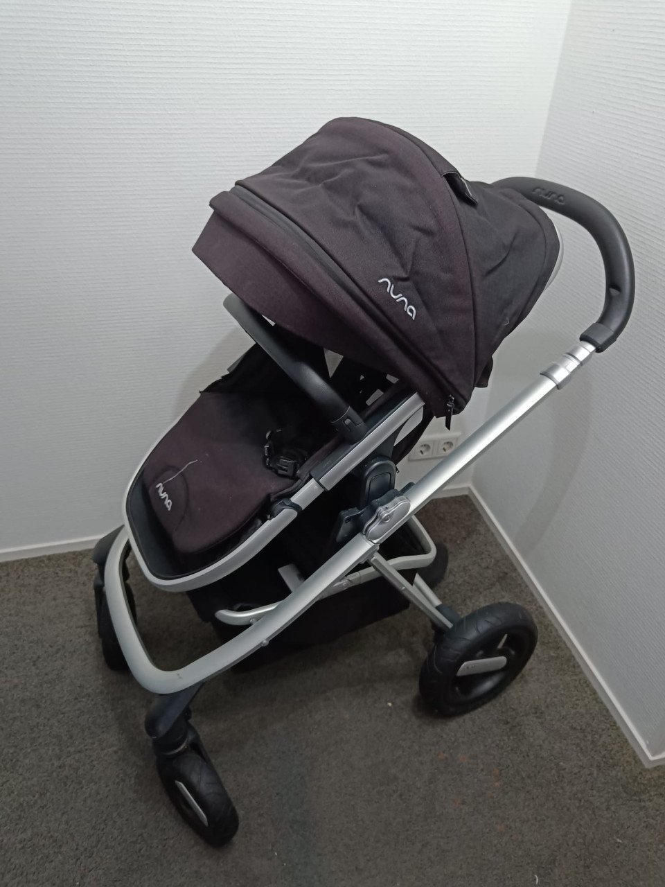 Nuna Ivvi Savi kinderwagen compleet